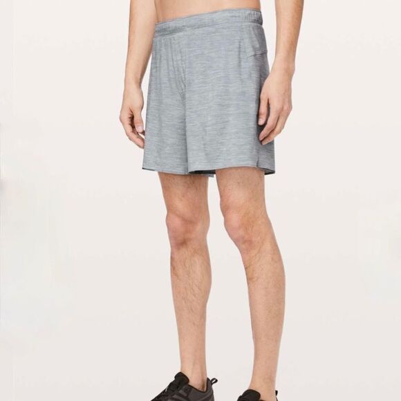 Lululemon Pace Breaker Lined Short 9" in Heather Allover Sea Salt Light Cast M - Picture 4 of 5